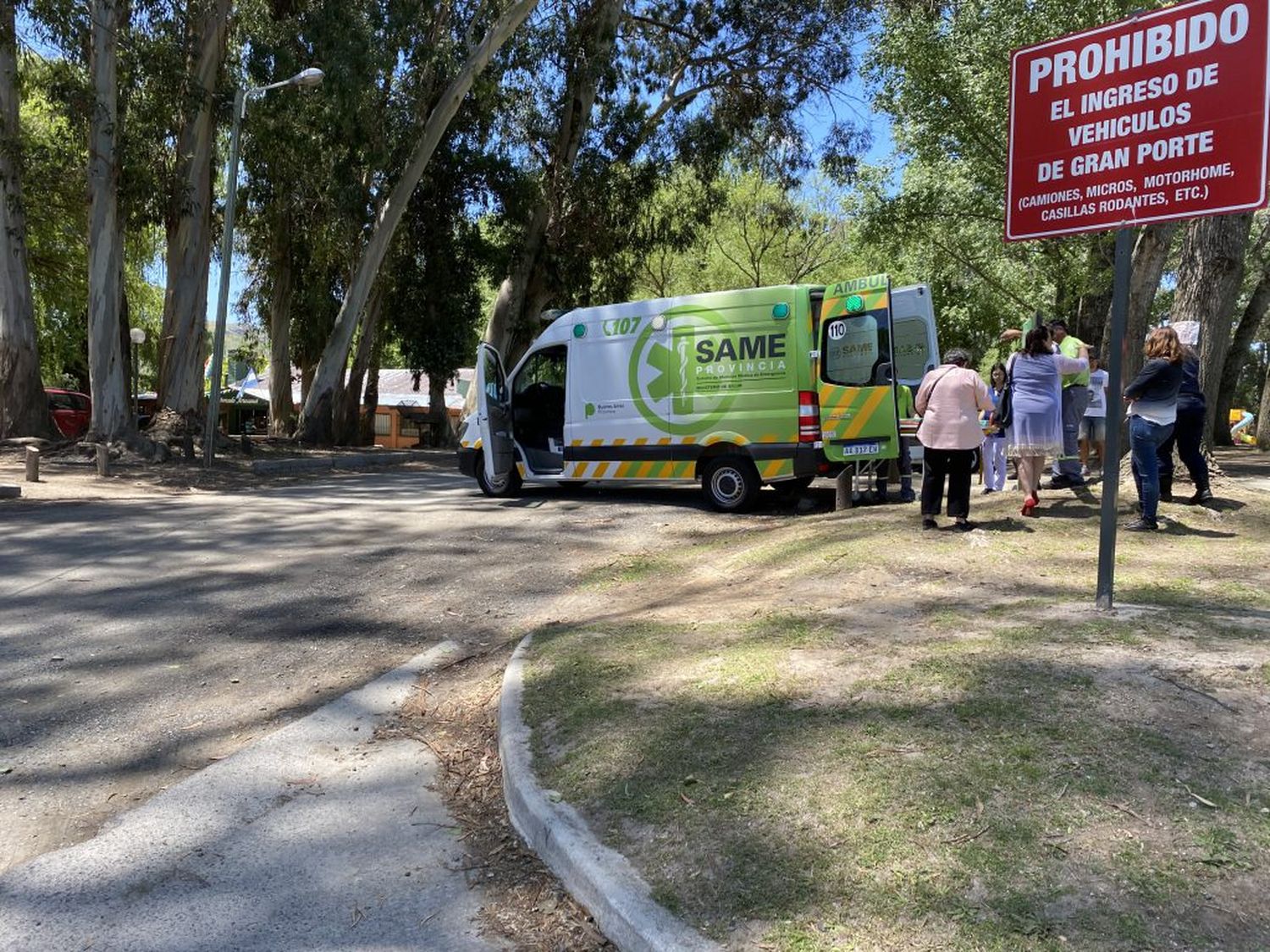 Un hombre fue hospitalizado tras colisionar en la avenida Saavedra Lamas