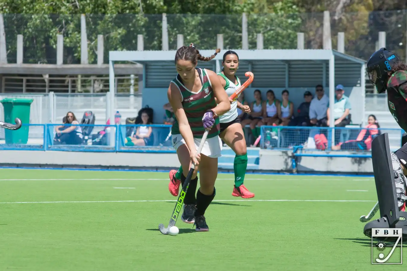 Candela Ganduglia en el partido ante Italiano (Foto: Federación Bonaerense de Hockey)
