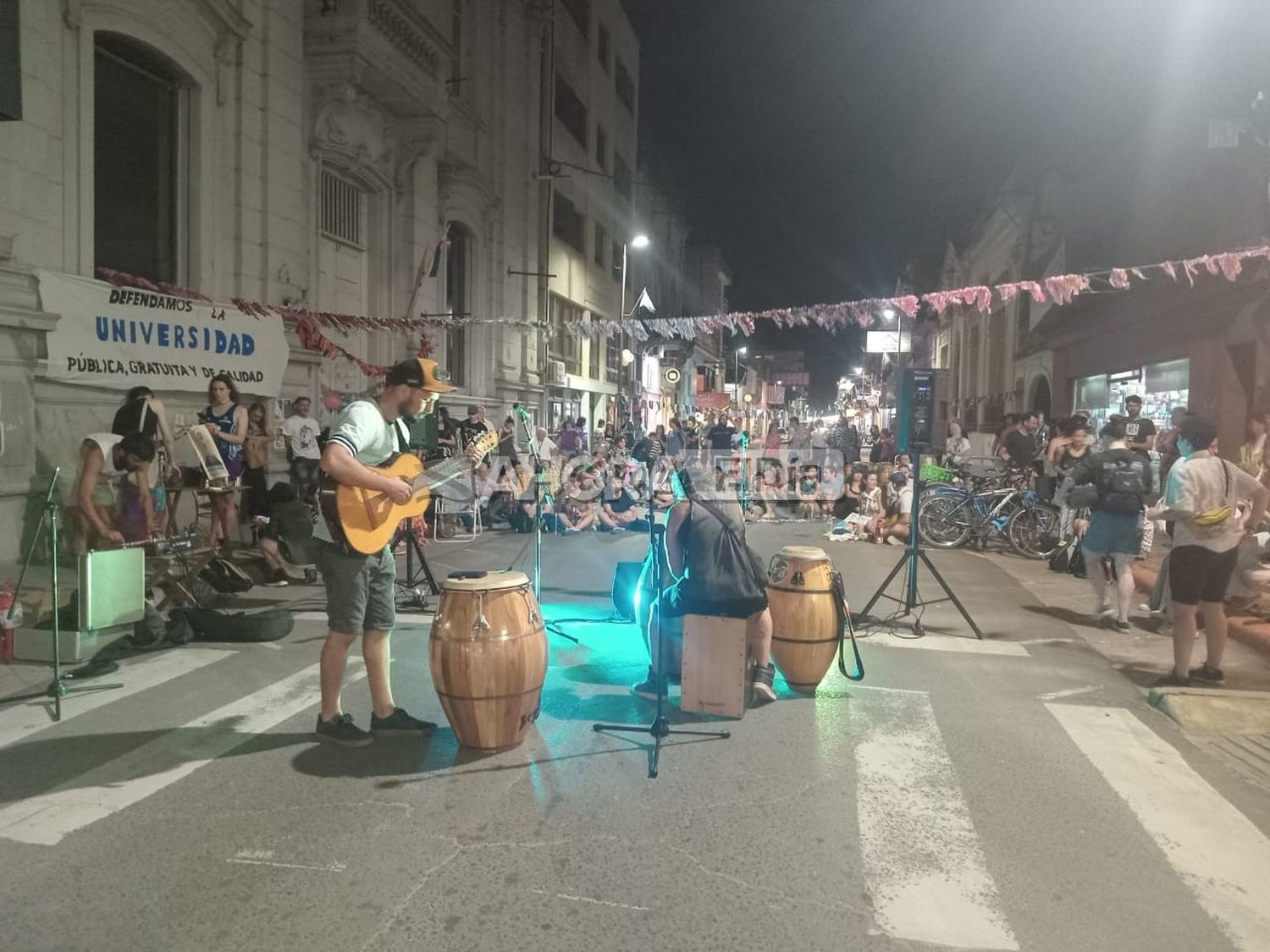 Estudiantes autoconvocados realizaron un festival en Defensa de la Educación Pública