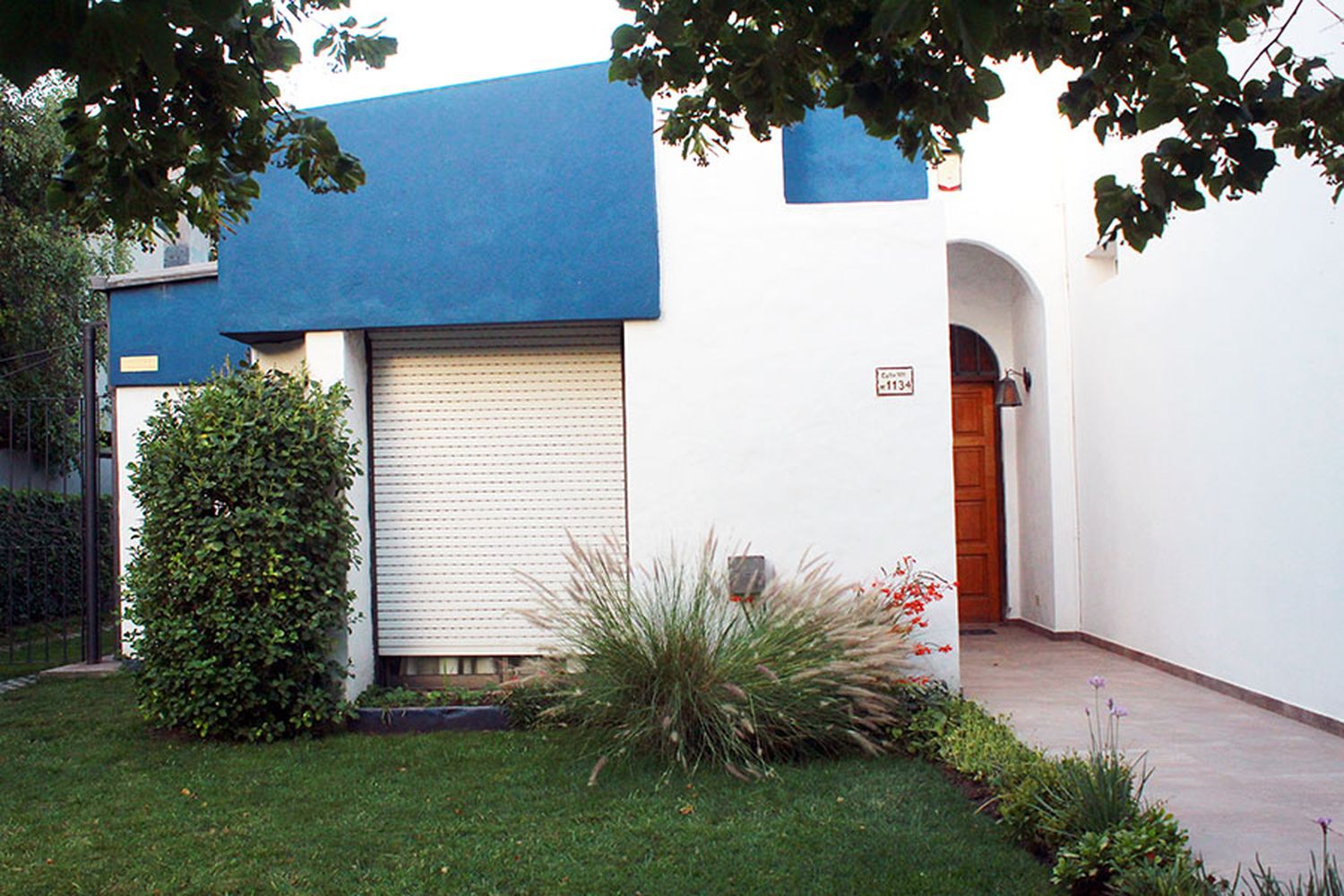Forzaron una ventana y robaron pertenencias de una vivienda