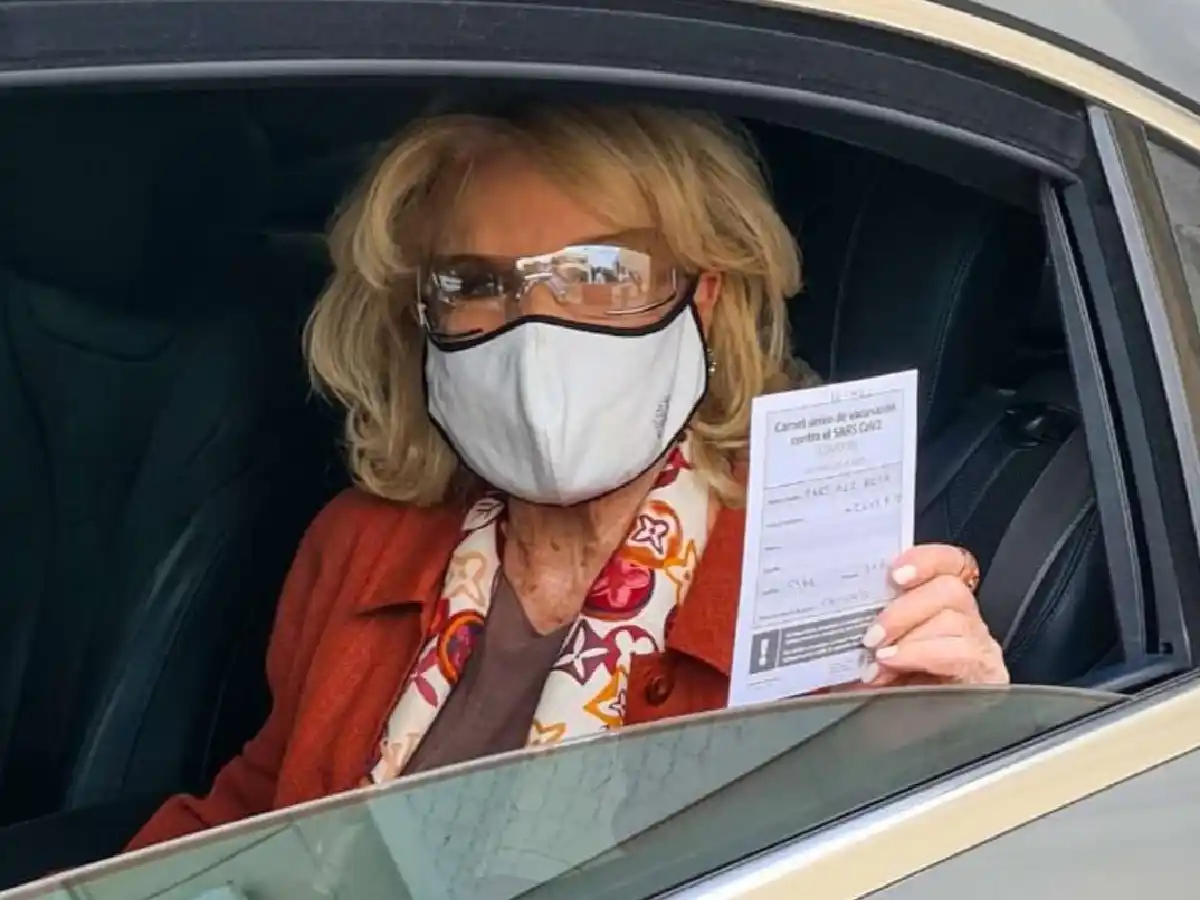 Sputnik V felicitó a Mirtha Legrand por vacunarse contra el COVID-19: “Ahora estás protegida”