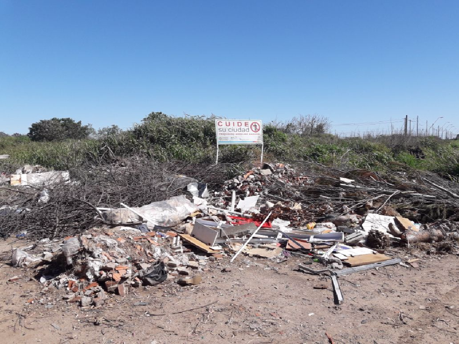 Quieren erradicar  minibasurales  en barrio San Cayetano   