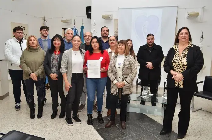 El Concejo Deliberante entregó un reconocimiento a la Asociación Madres del Dolor. FOTO: Zona Norte Visión.