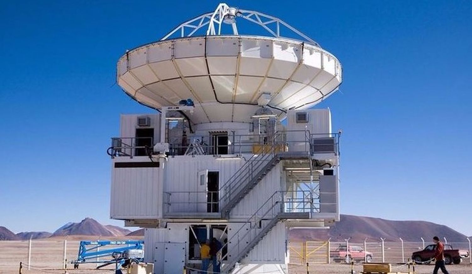 Científicos de distintas partes del mundo debatieron sobre el proyecto Llama en Salta