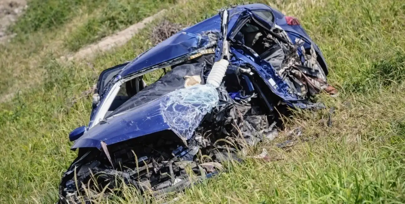Una familia completa murió en un choque frontal en la ruta 34.