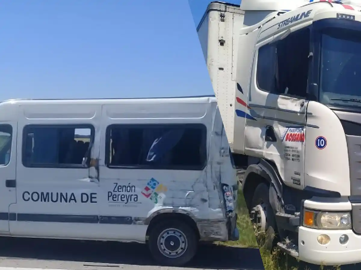 En la autovía 19 chocaron a combi de la comuna de Zenón Pereyra  
