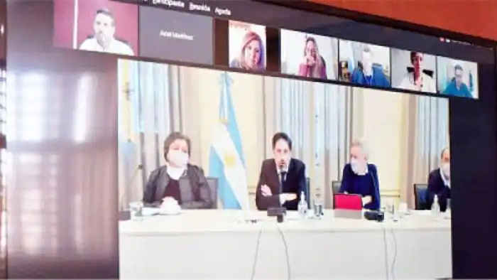 Tendrán clases en febrero, los alumnos que no aprueben el 70 % de los contenidos