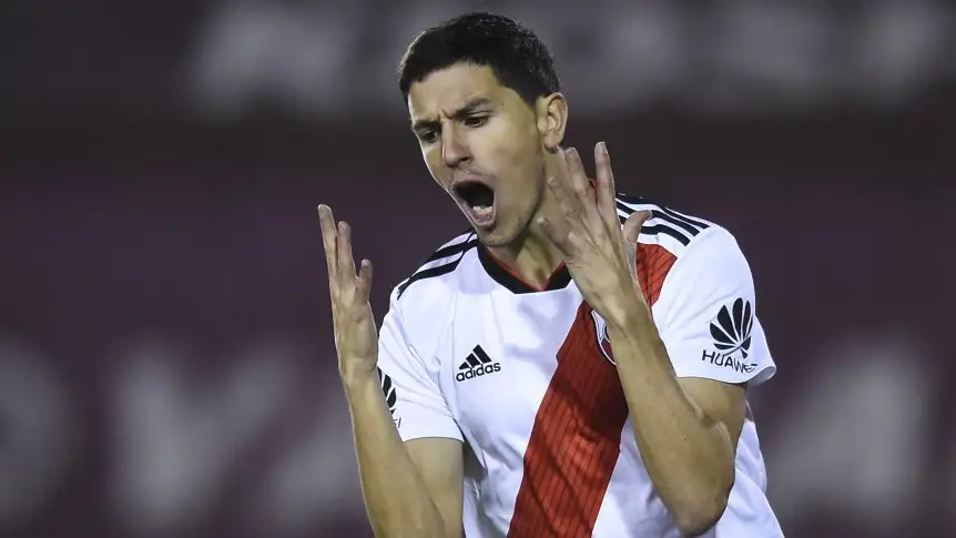 “Nacho” Fernández no llegaría para jugar con Boca el domingo