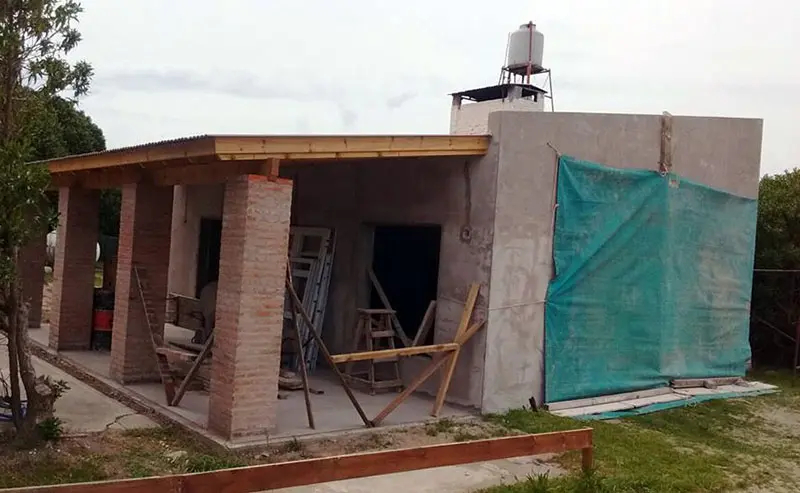 SAN CAYETANO: Mejoras en la colonia y en la laguna de ingreso