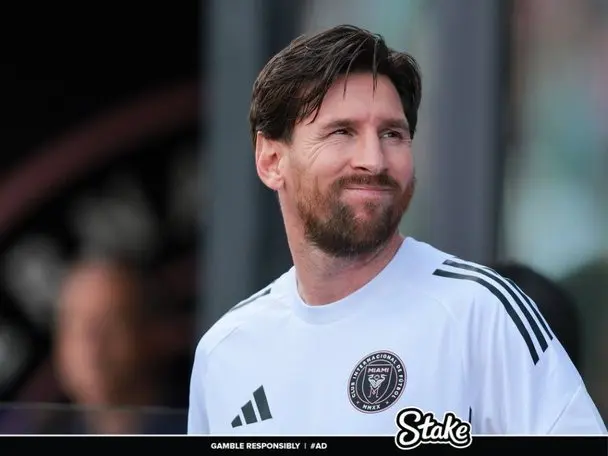 Messi estuvo en el banco pero no sumó minutos en el triunfo de Las Garzas.