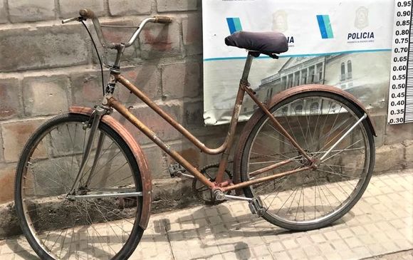 Reconoció en la calle la bicicleta que le habían robado y la recuperó