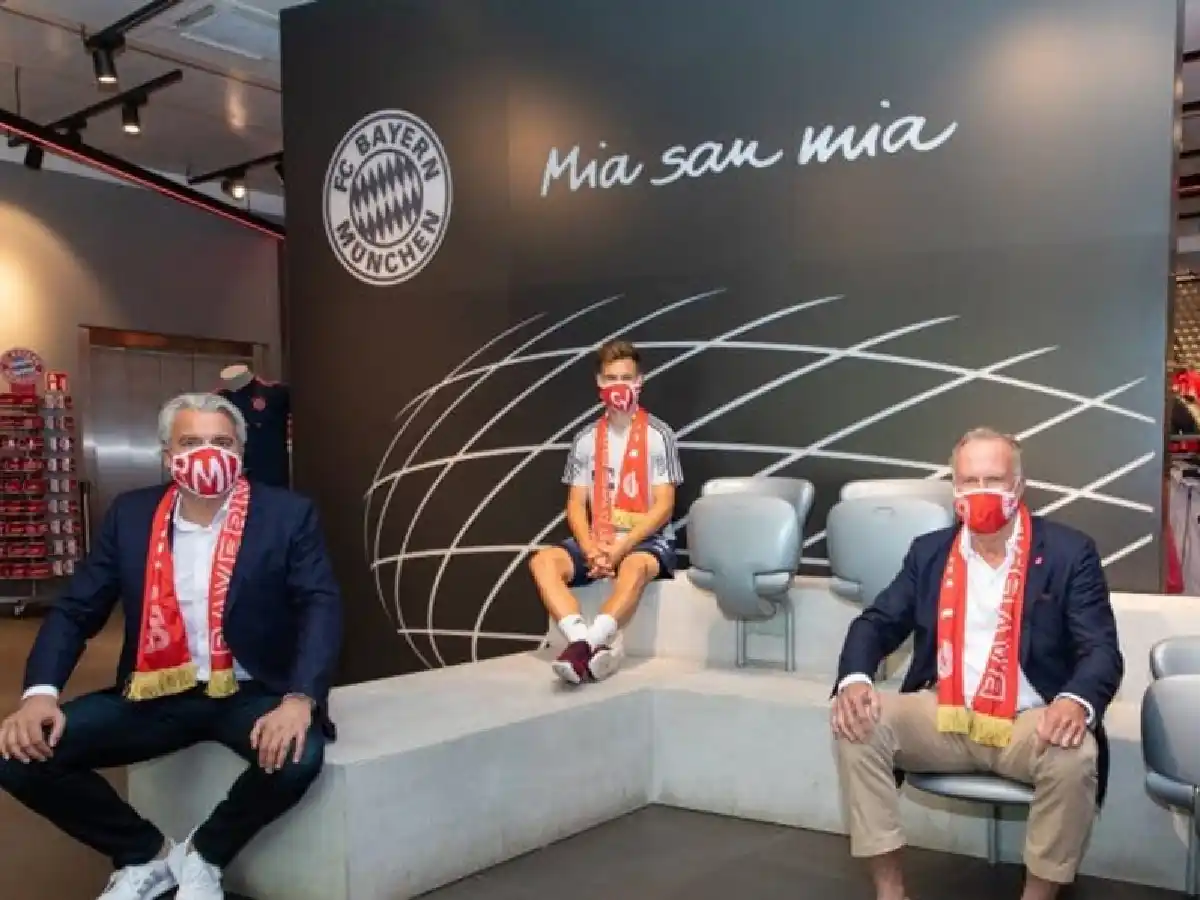 Bayern Múnich vendió más de 100.000 máscaras contra el virus en un día