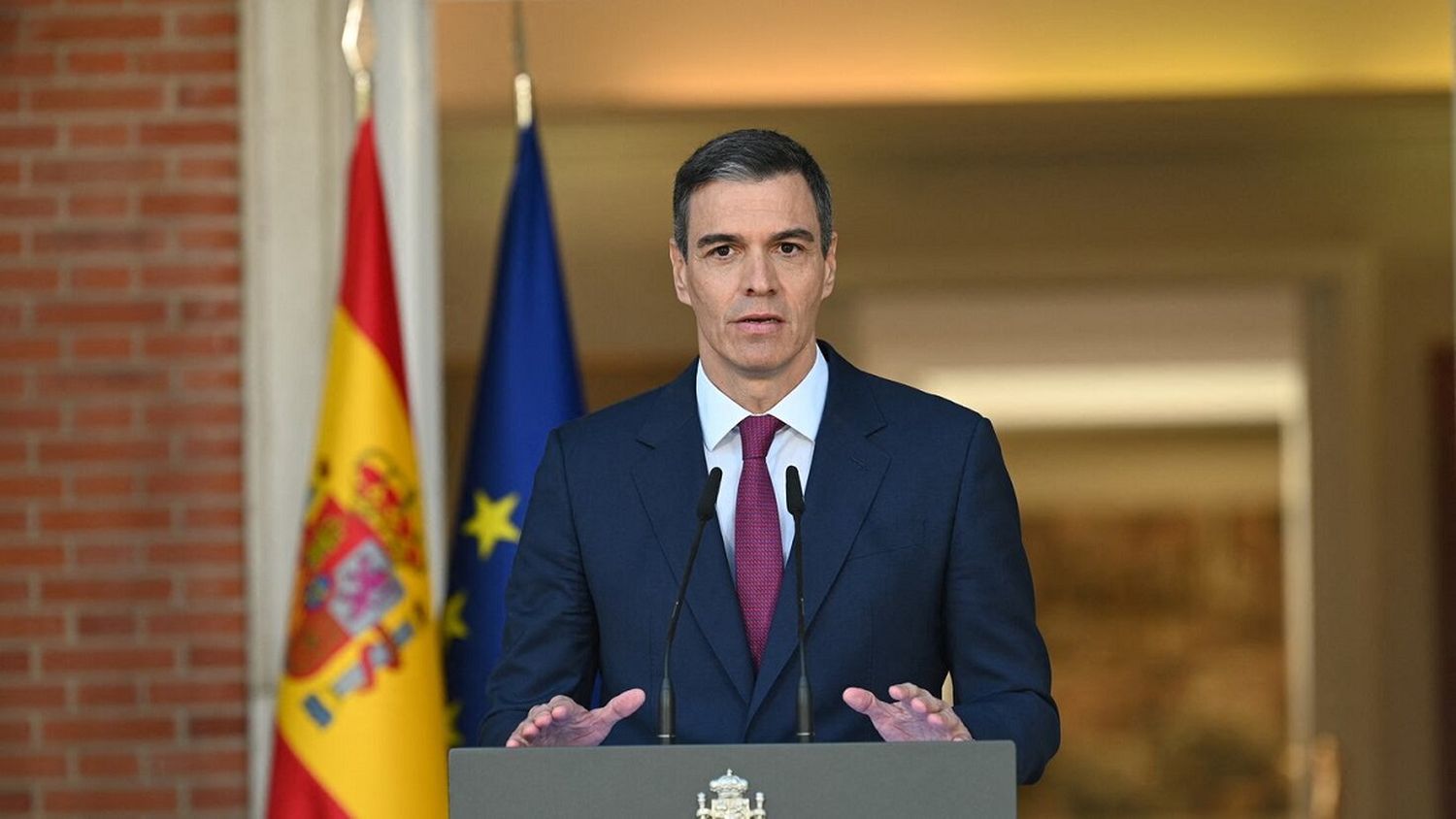 Pedro Sánchez denuncia una «CAMPAÑA DE ACOSO y DERRIBO» contra su entorno