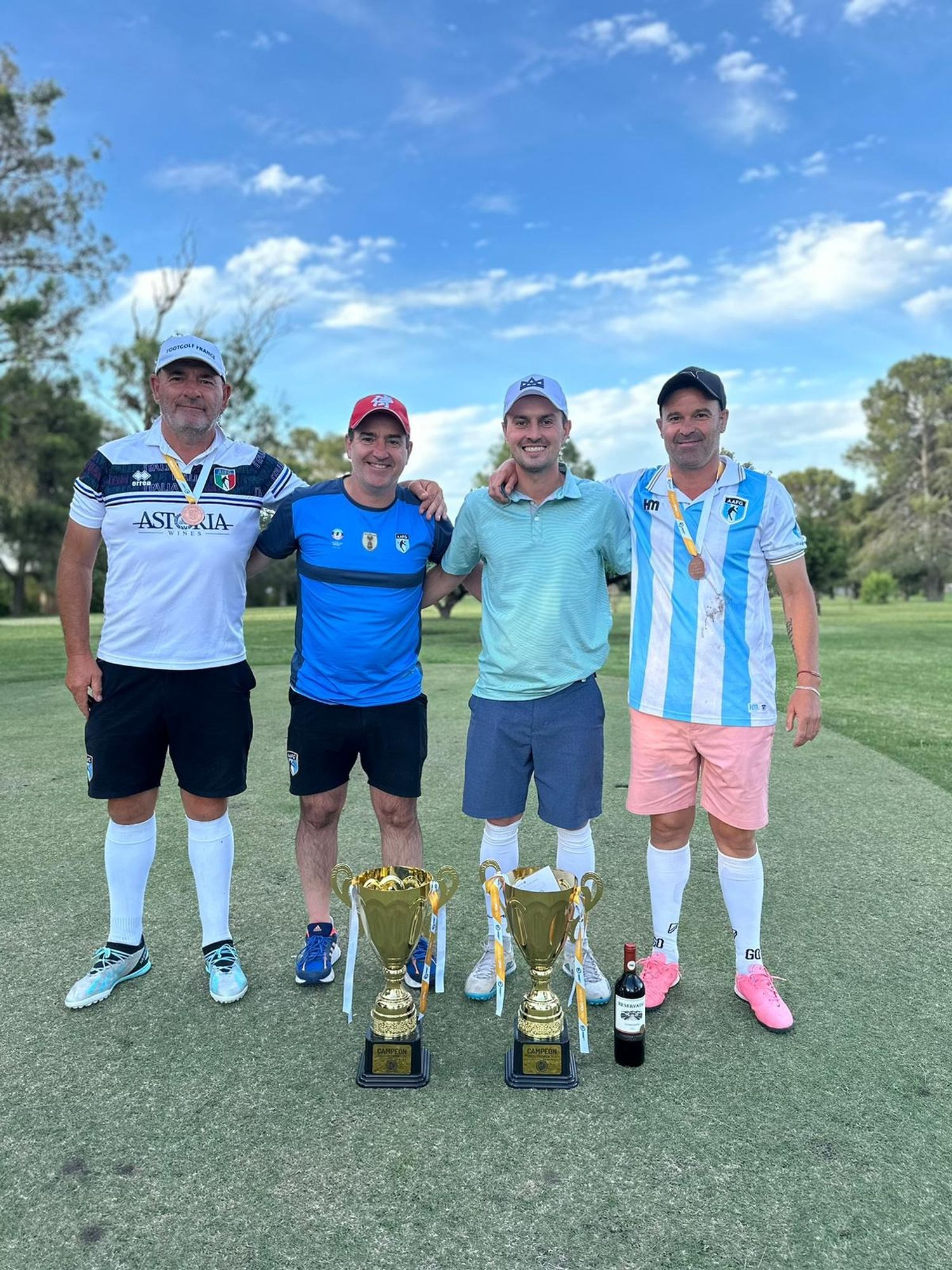 Los tandilenses descollaron en el footgolf en Uruguay