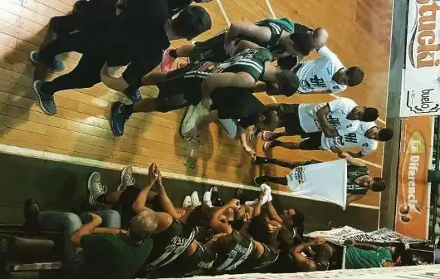Hoy se recuerda el Dia del Entrenador de Básquet en Argentina 