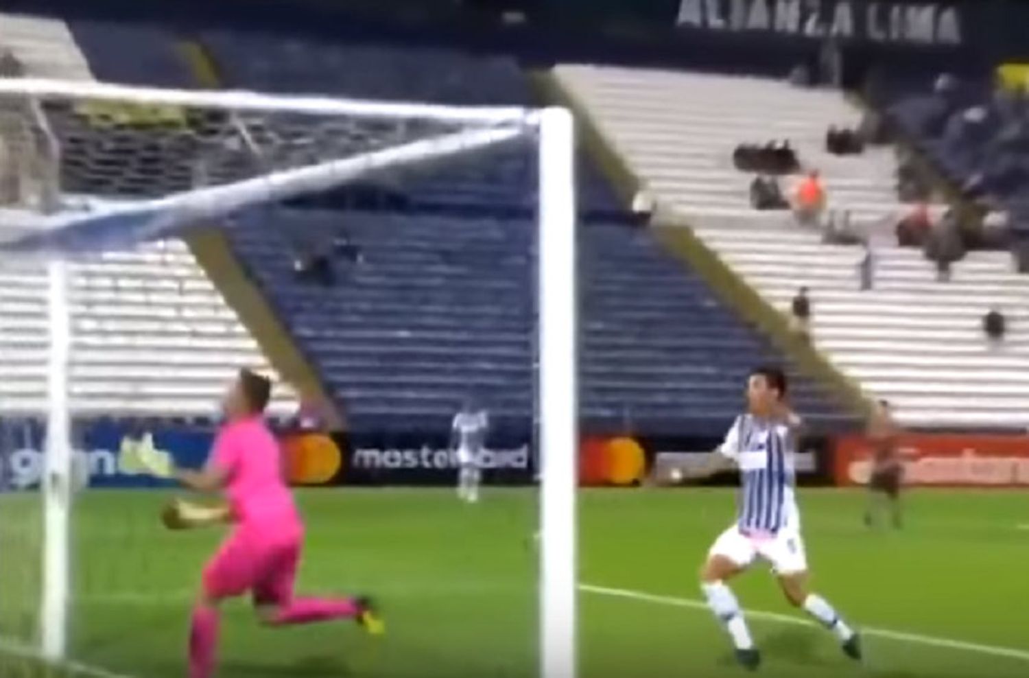 No busquen más: el mejor blooper del año se registró en Perú