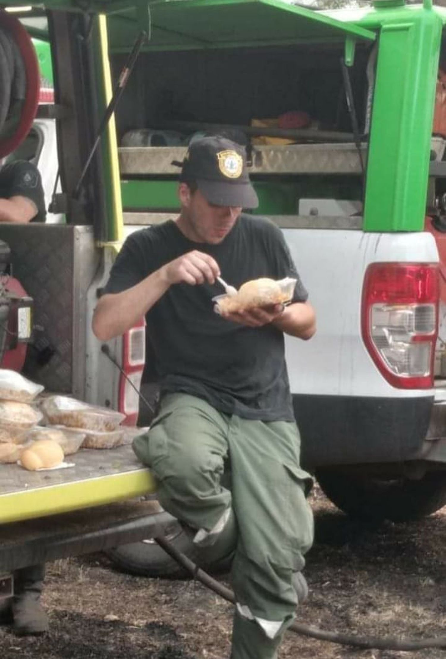 El fuego no da tregua en Corrientes y los bomberos viven días complicados a causa del viento