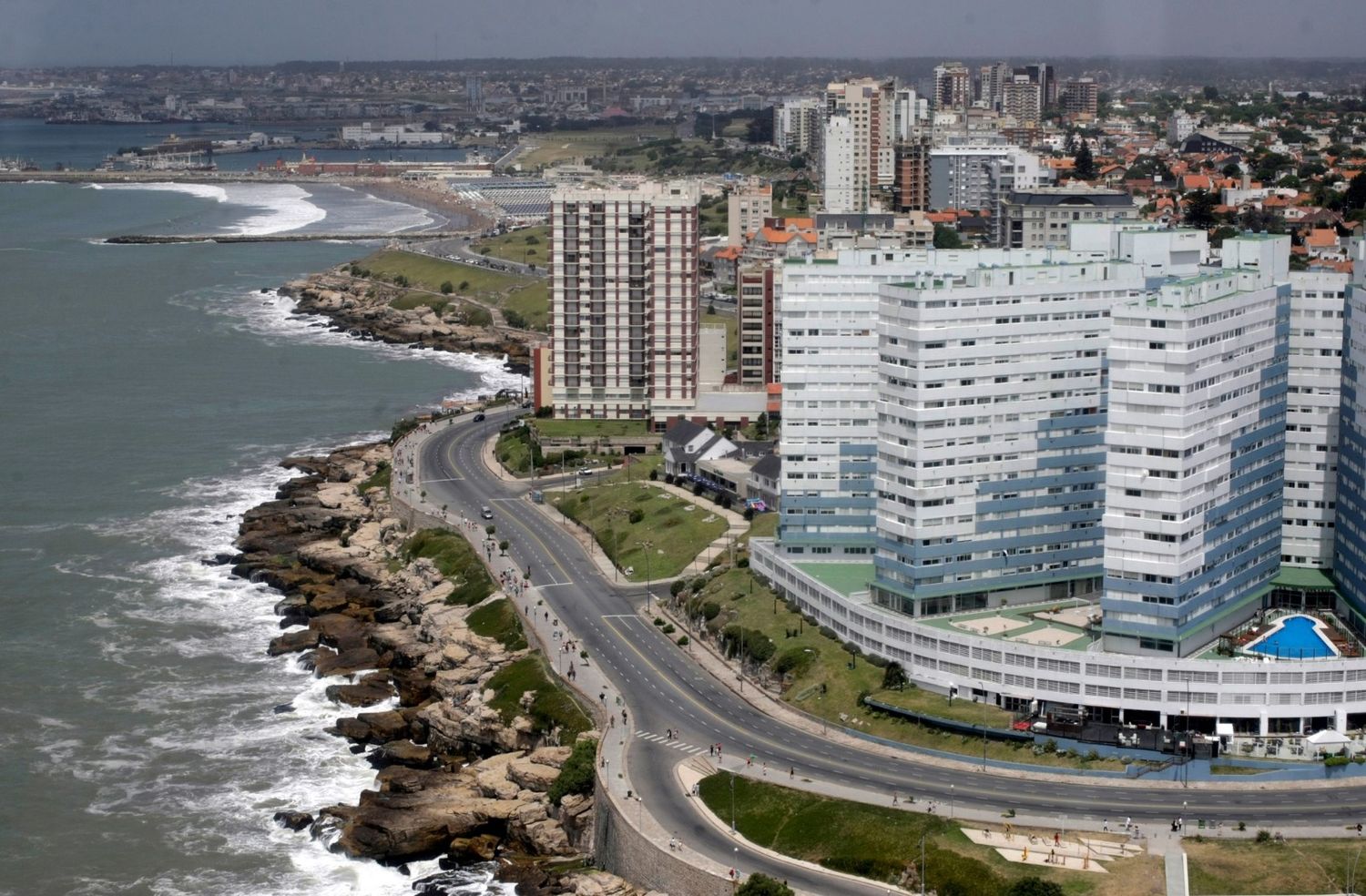 Pulti advierte sobre los desagües de Mar del Plata