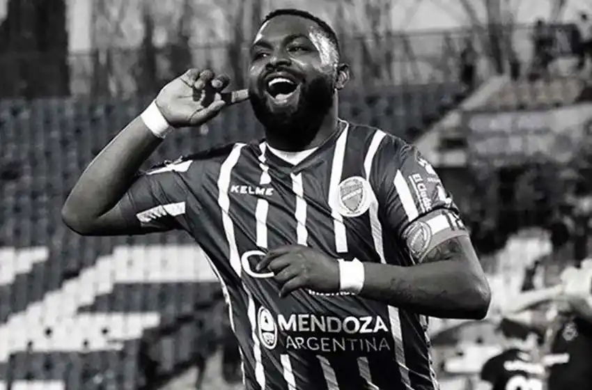 Newells, Central, Conmebol y AFA, entre otros, despidieron a Santiago Morro García