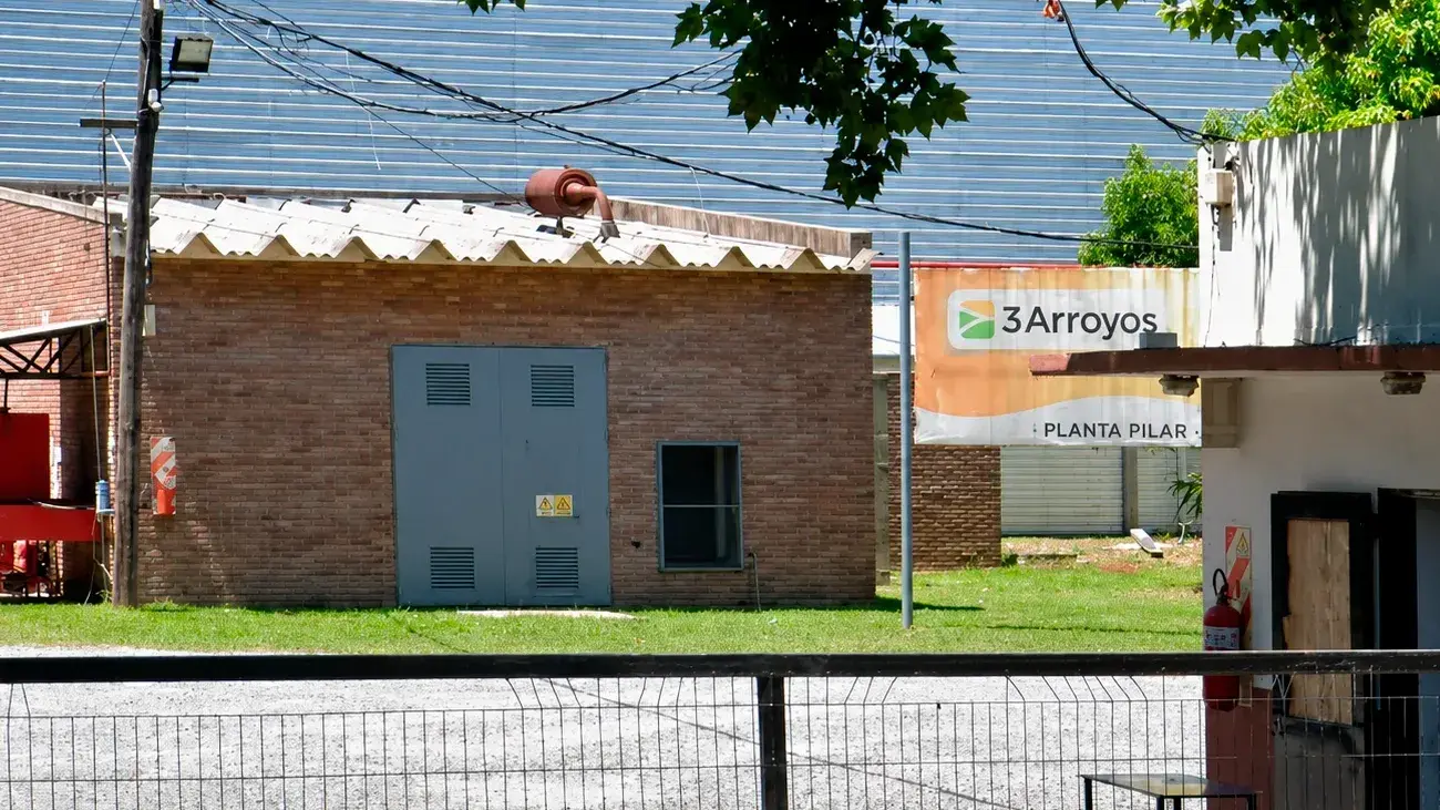 La planta está ubicada en el Parque Industrial de Pilar.