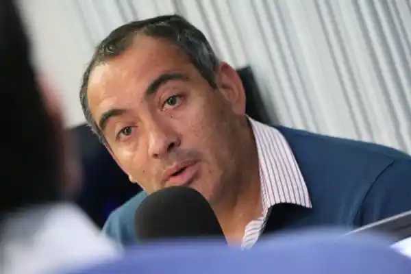 De los Santos cuestionó la falta de apoyo de los legisladores nacionales
