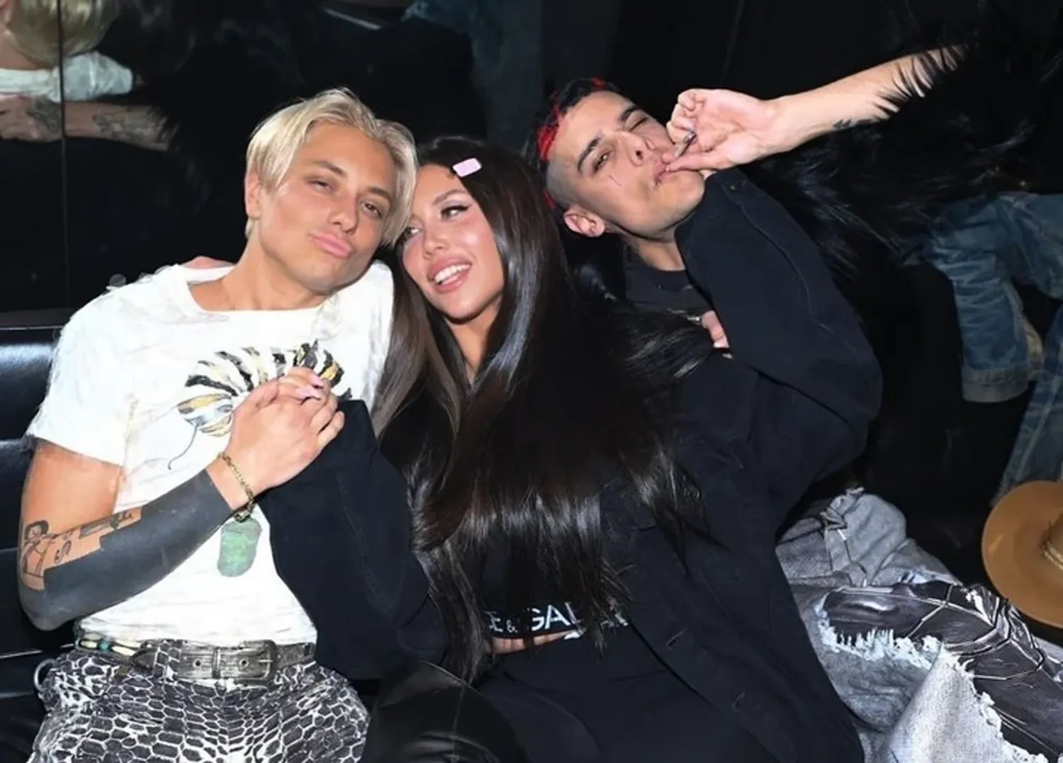 Wanda con Paco Amoroso y Ca7riel.