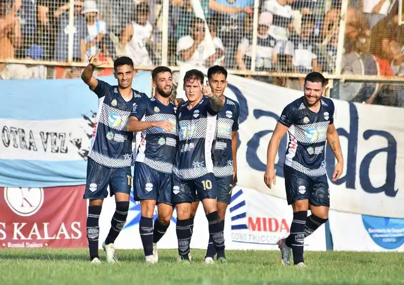 San Martín visita hoy al
líder Sarmiento de La Banda
