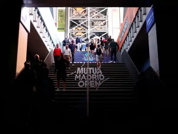 Apagón masivo paraliza el Masters 1000 de Madrid y complica el duelo Cerúndolo-Zverev