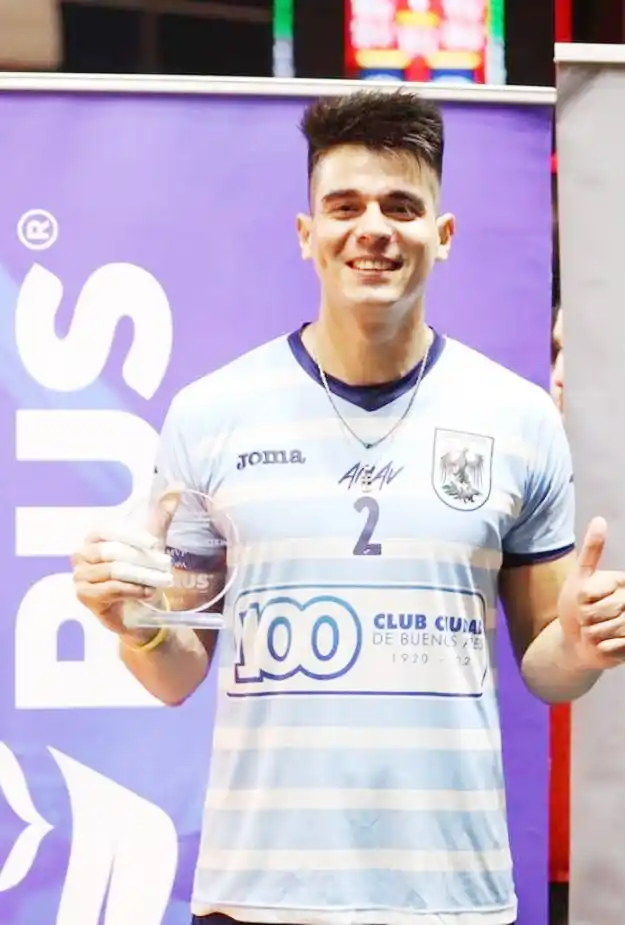 Melgarejo fue la figura en la
victoria de Ciudad sobre River