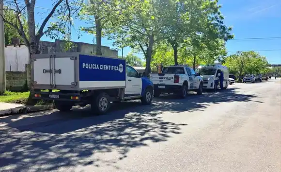 Dolores: conmoción por el hallazgo sin vida de un padre y su hijo en una vivienda