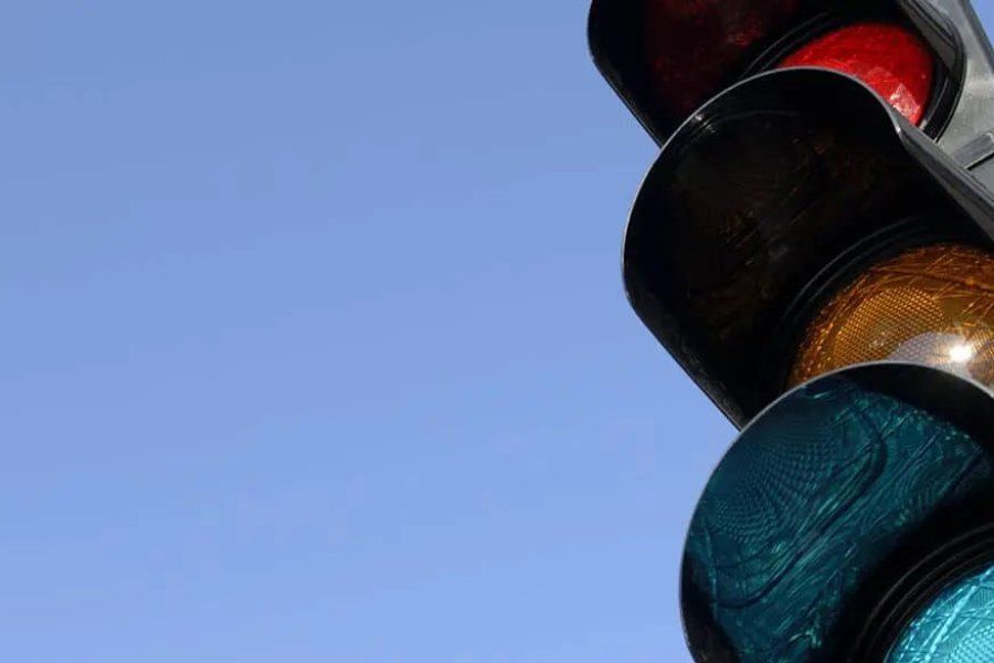 Se pondrán en funcionamiento dos nuevos semáforos: ¿en que lugar?
