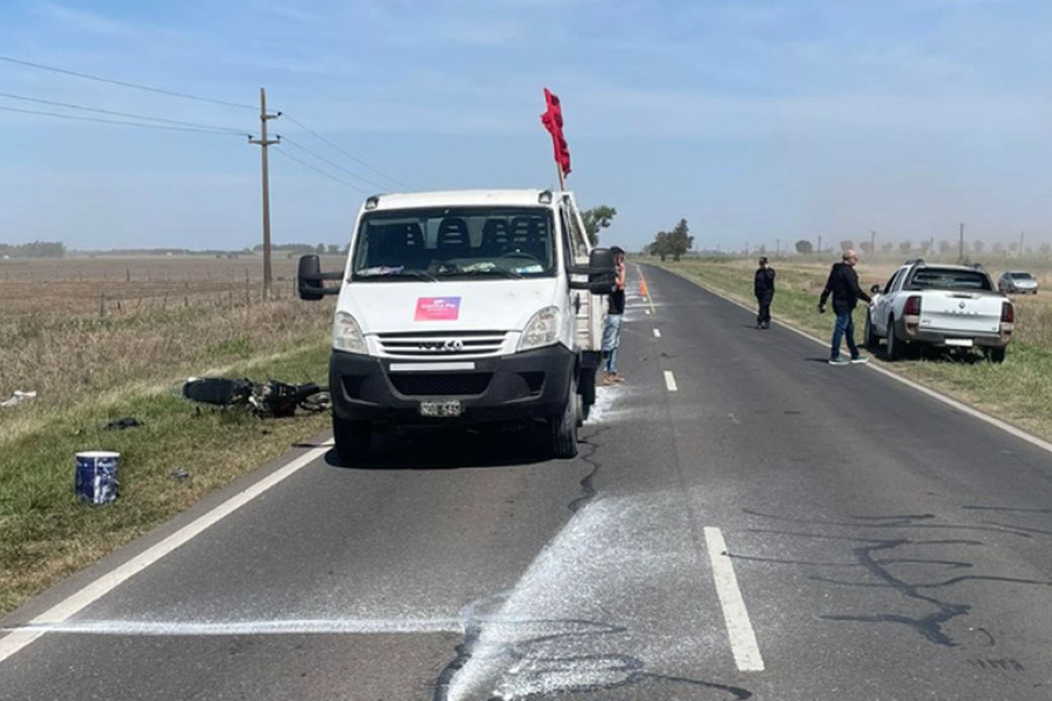 Tragedia: una mujer chocó contra una camioneta de vialidad y murió en el acto