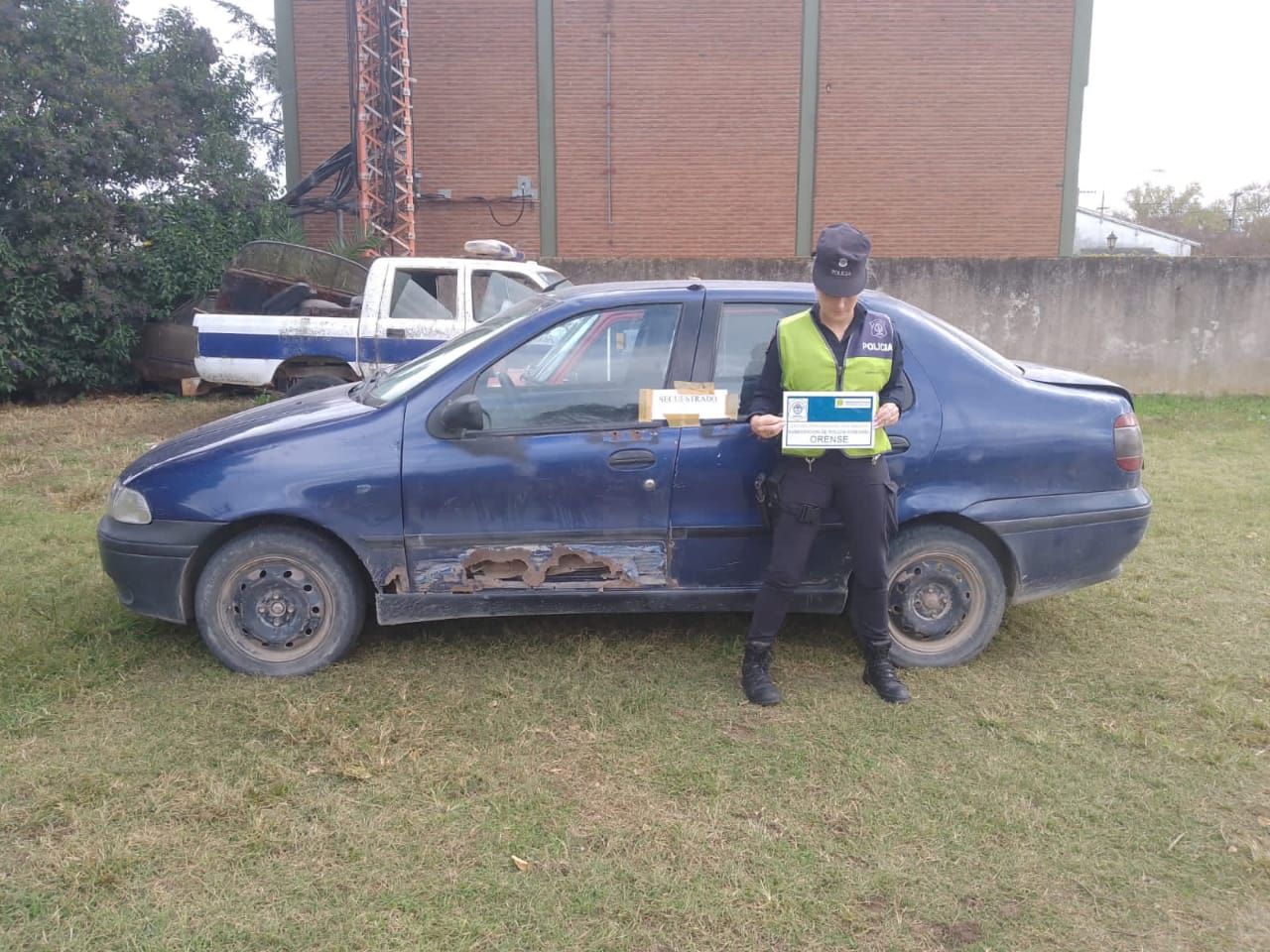 Dos vehículos secuestrados en un operativo vehicular en Orense