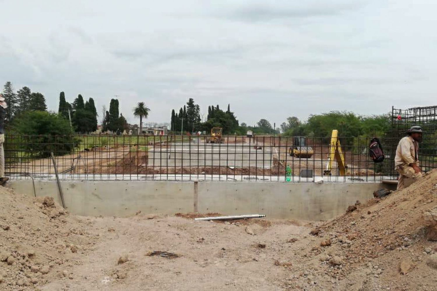La construcción del puente sobre el arroyo García ya cuenta con un 43% de avance