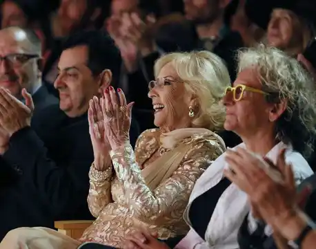 Mirtha Legrand fue homenajeada como Personalidad Destacada de la Cultura en el Palacio Libertad