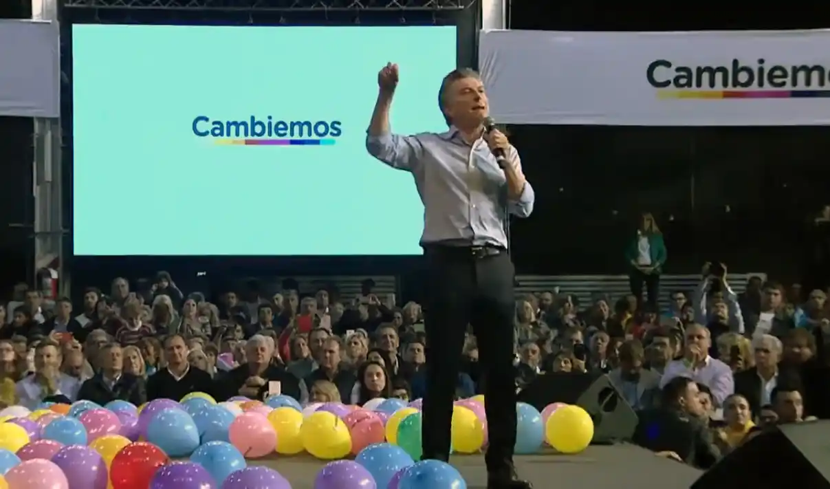 "Pusimos el país en marcha después de casi seis años sin crecimiento"