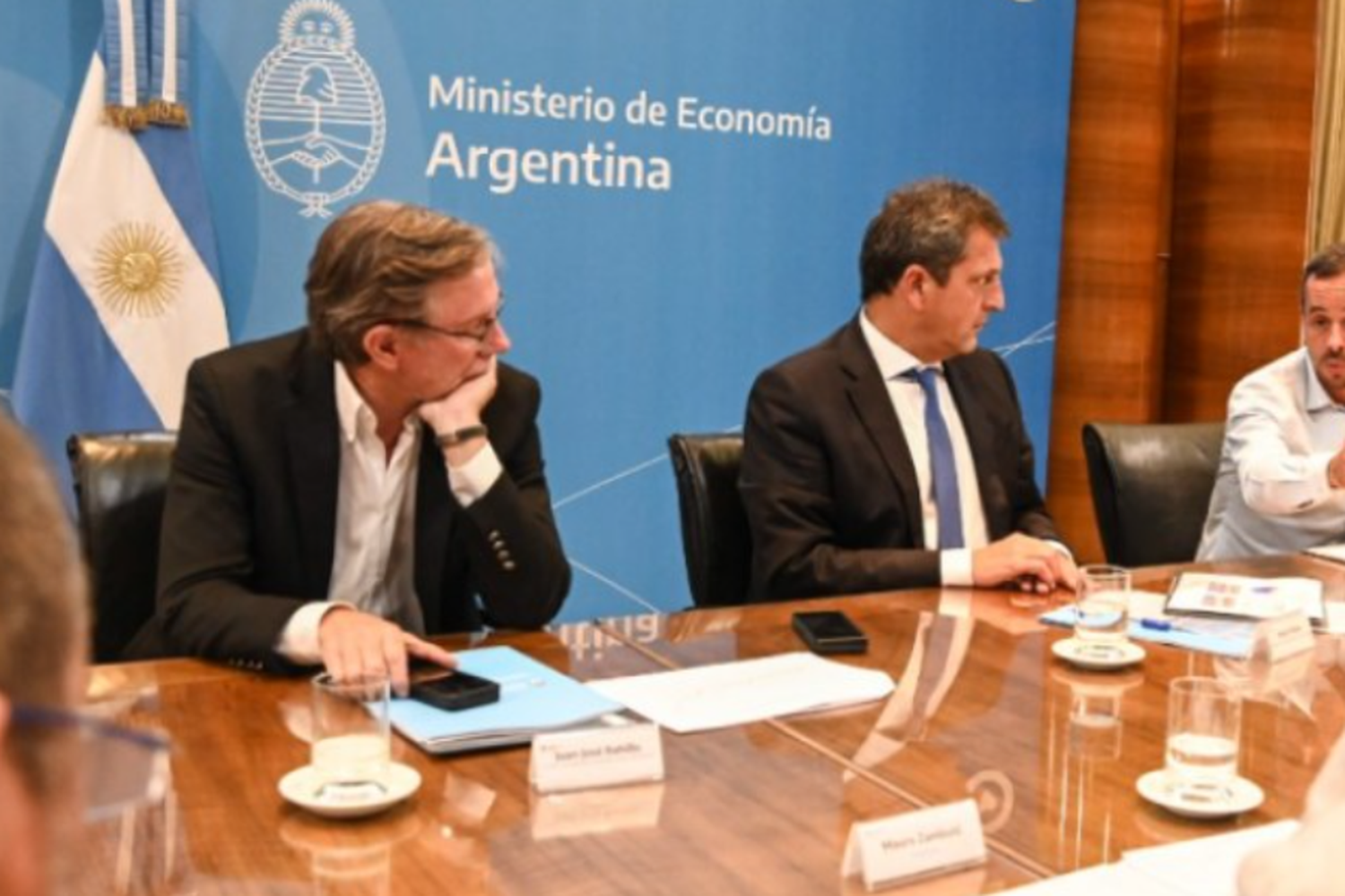 El Gobierno descartó la implementación de un nuevo dólar soja: "No está en los tema de agenda"