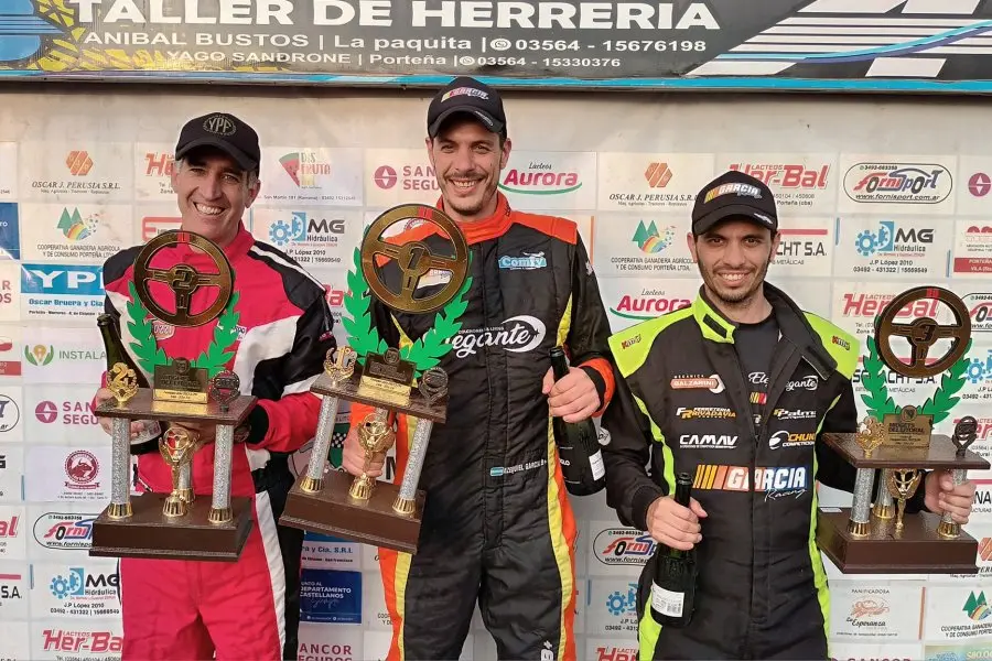 Ezequiel García ganó en Vila y es líder 