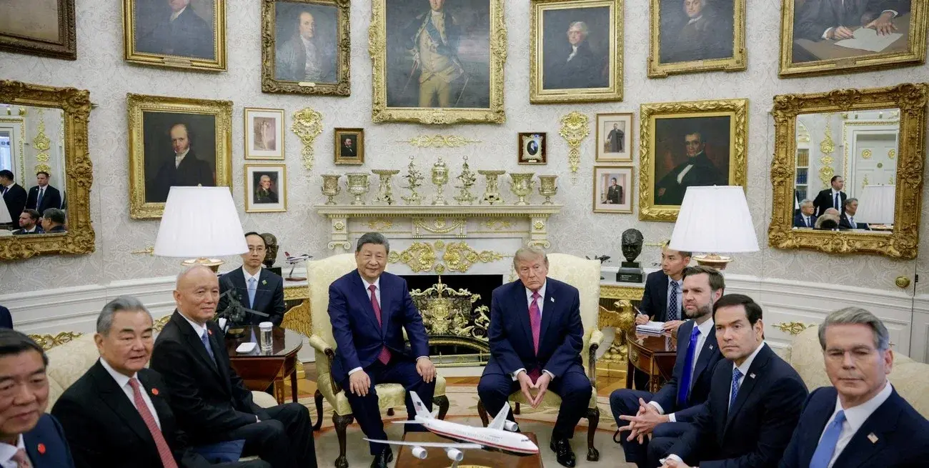 Xi pidió a Trump que la inteligencia artificial permanezca “bajo control humano”