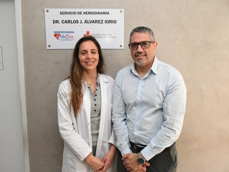 En la Clínica Hispano. Noelia Saaby y Rodrigo Curiman, en el acceso a Hemodinamia