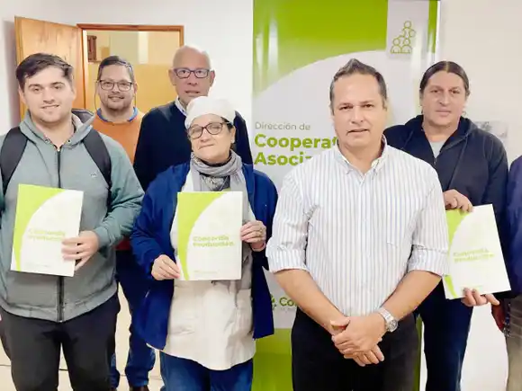 La municipalidad e instituciones de la ciudad fortalecen la producción hortícola local