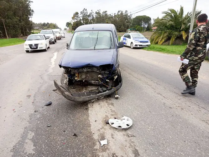 Dos chicas menores de edad robaron una camioneta y chocaron en Lobería