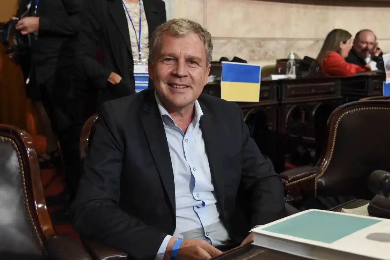 Galimberti criticó a los diputados del PRO que se retiraron del recinto