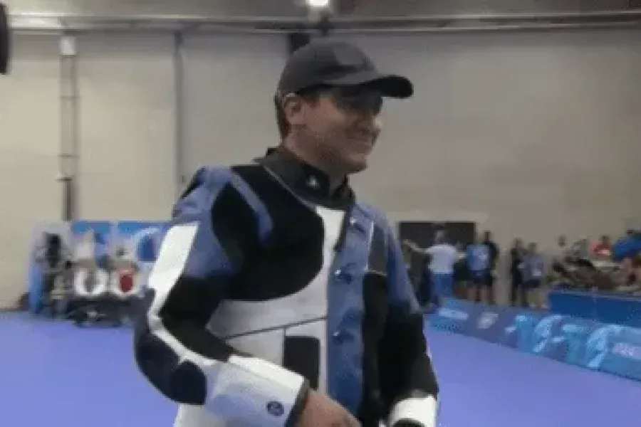 Julián Gutiérrez, octavo en la final de tiro 10 metros en rifle de aire