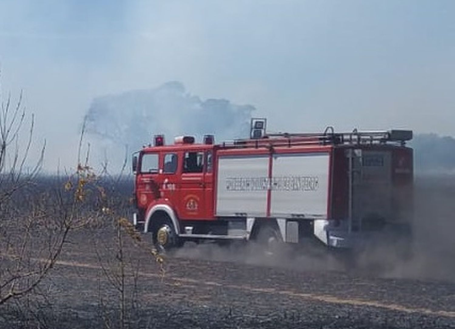 Bomberos: otra semana de intensa actividad por incendios de campos