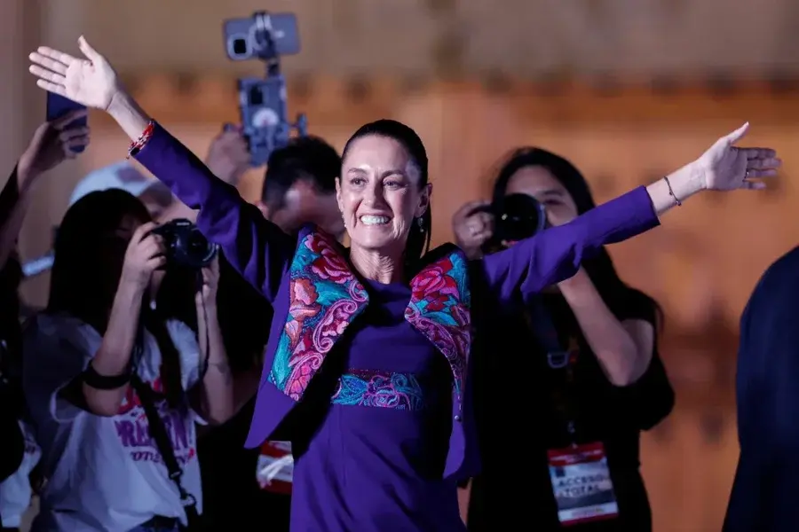 Sheinbaum fue elegida como la primera mujer presidenta de México por abrumadora mayoría