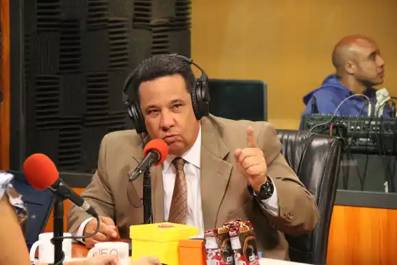 Constituyente Gerardo Márquez dio positivo a la prueba Covid-19