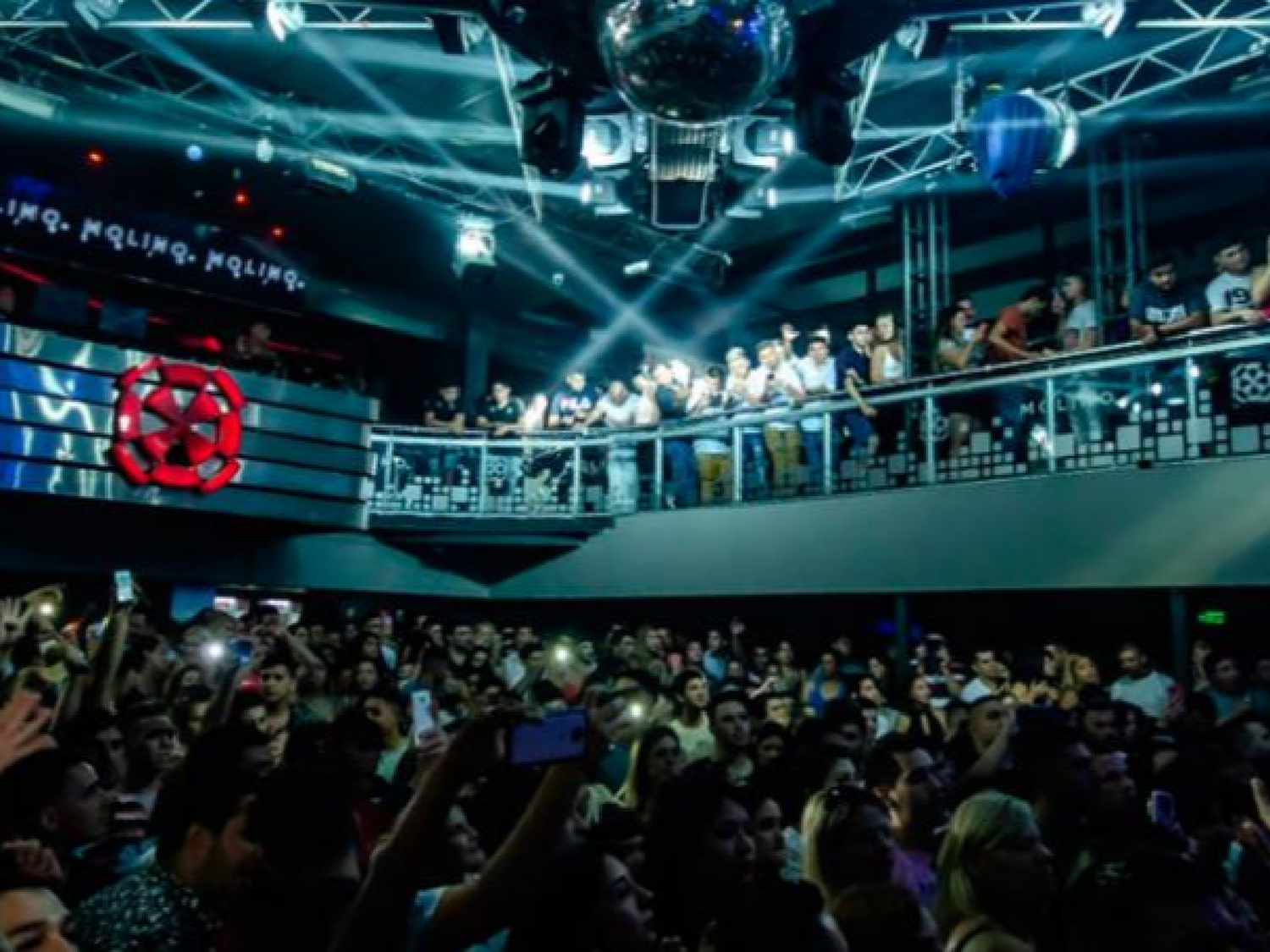 Padres de menores denuncian una noche de descontrol en el boliche Molino Rojo