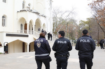 Un adolescente armado atacó una comisaría en Turquía y dejó al menos dos muertos