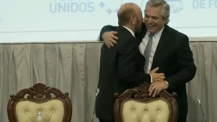 La respuesta de Alberto Fernández tras las críticas por el abrazo con Gildo Insfrán en Formosa